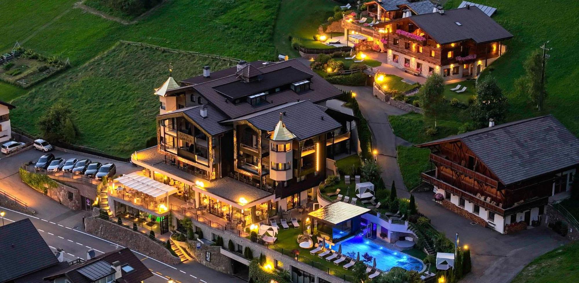 Alpin Garden Luxury Maison & Spa - Adults Only Ортизеи Экстерьер фото